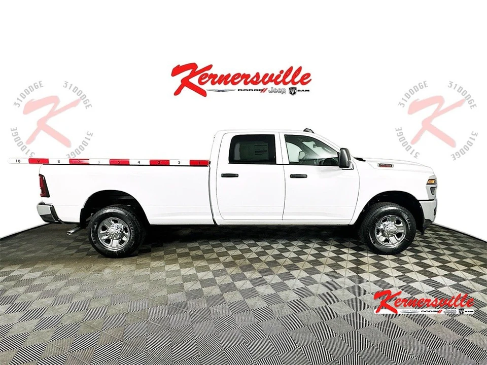 2026 Ram 3500 - Image 8 of 12