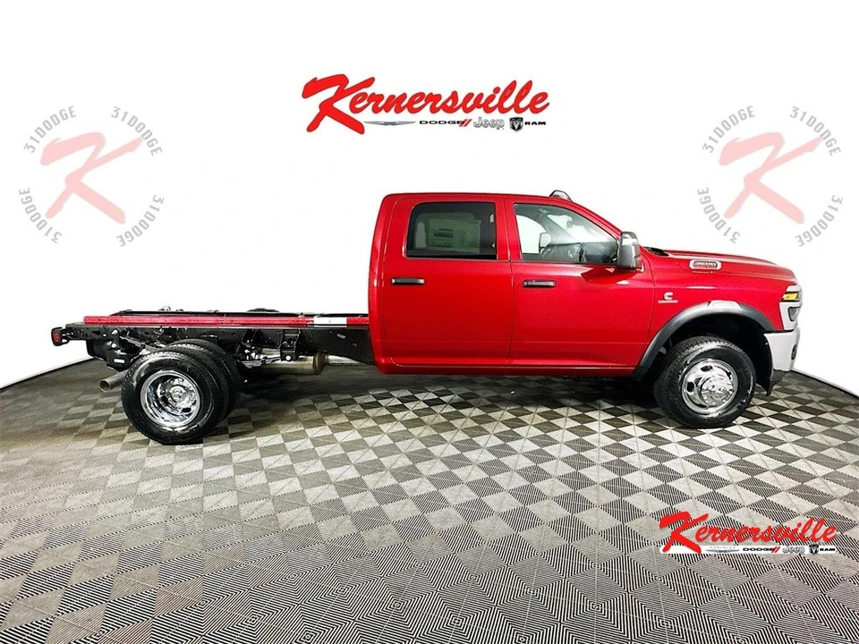 2026 Ram 3500 - Image 8 of 20