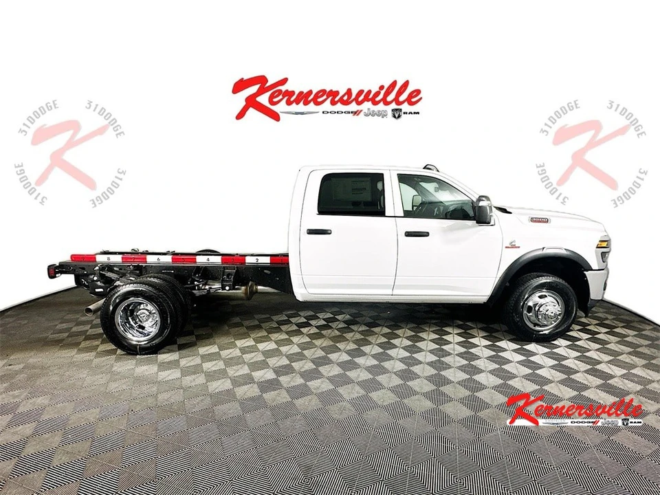 2026 Ram 3500 - Image 8 of 20