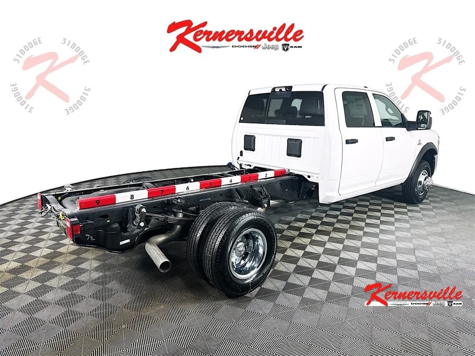 2026 Ram 3500 - Image 7 of 20