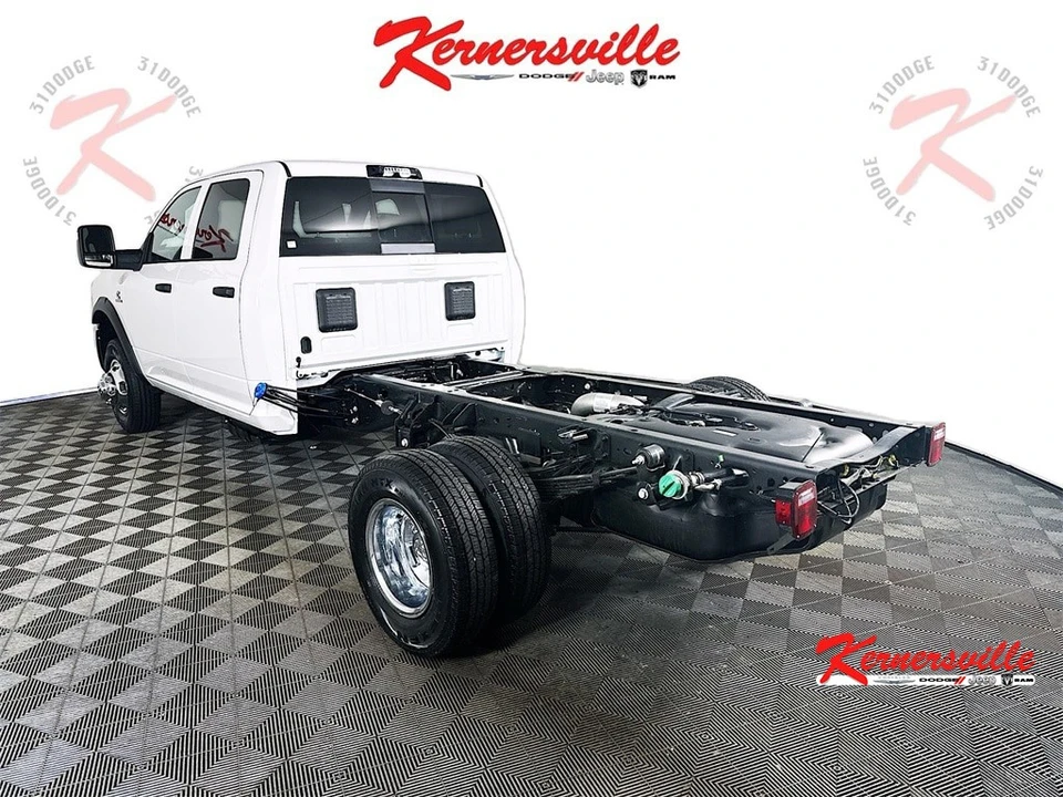 2026 Ram 3500 - Image 5 of 20