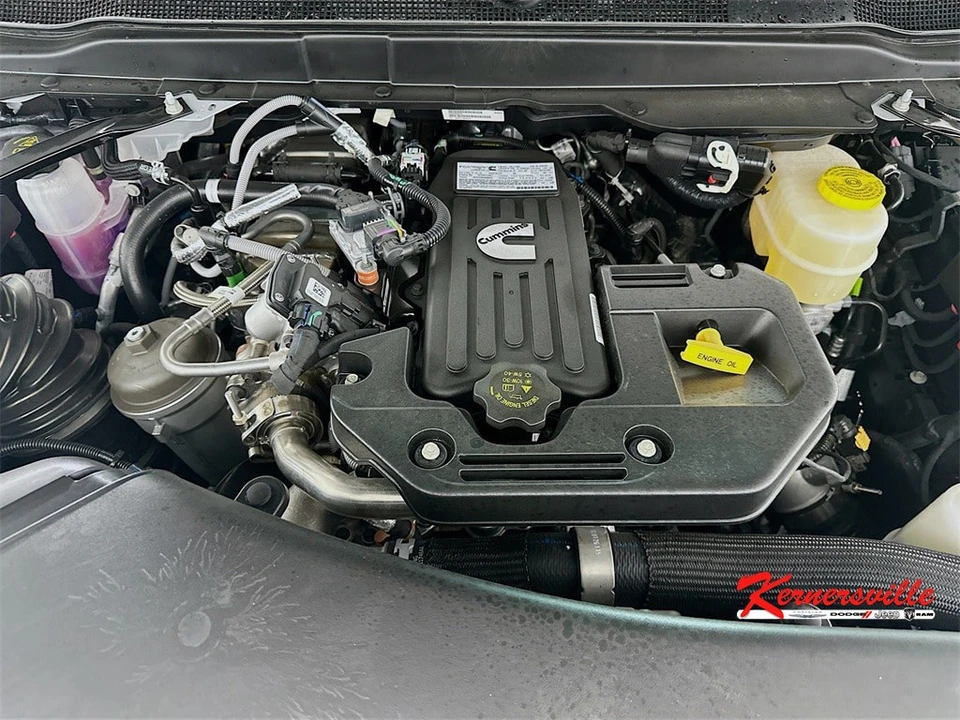 2026 Ram 3500 - Image 17 of 20