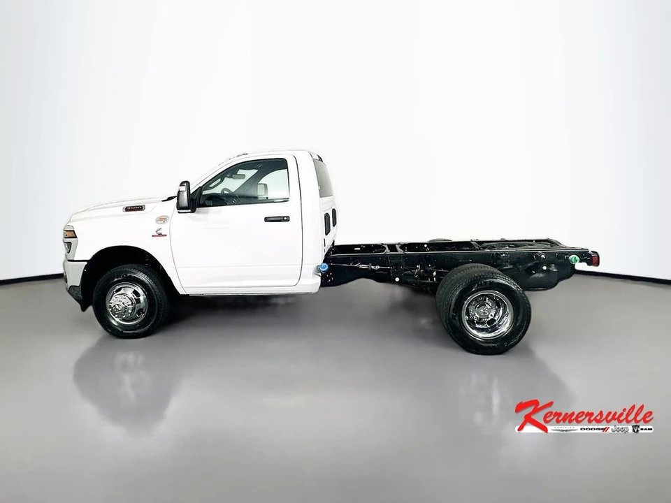 2026 Ram 3500 - Image 4 of 12