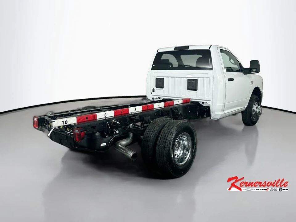 2026 Ram 3500 - Image 7 of 12