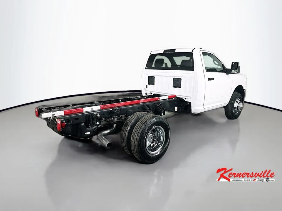 2026 Ram 3500 - Image 7 of 12