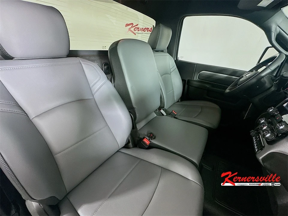 2026 Ram 3500 - Image 10 of 20