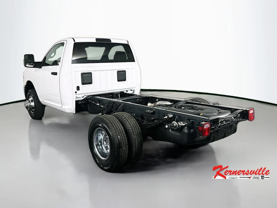 2026 Ram 3500 - Image 5 of 12