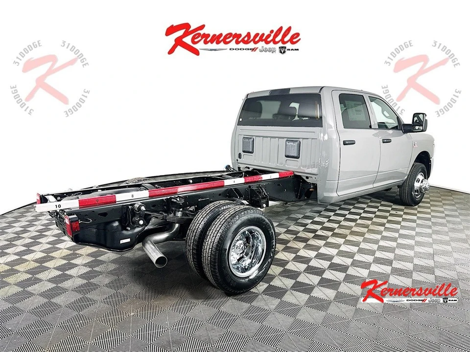 2026 Ram 3500 - Image 7 of 12