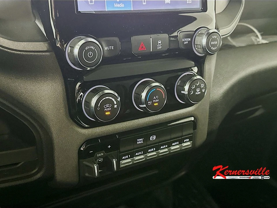2026 Ram 3500 - Image 12 of 20