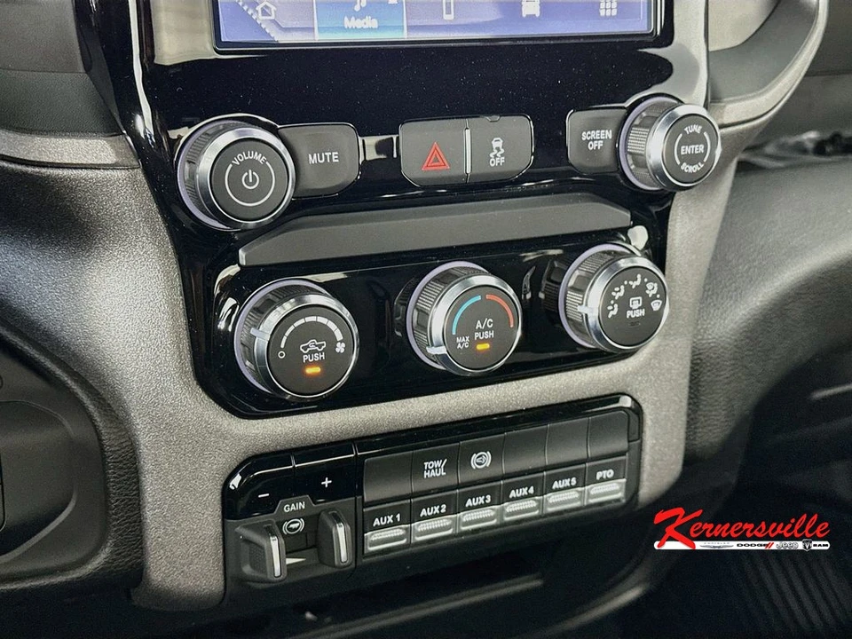 2026 Ram 3500 - Image 15 of 20