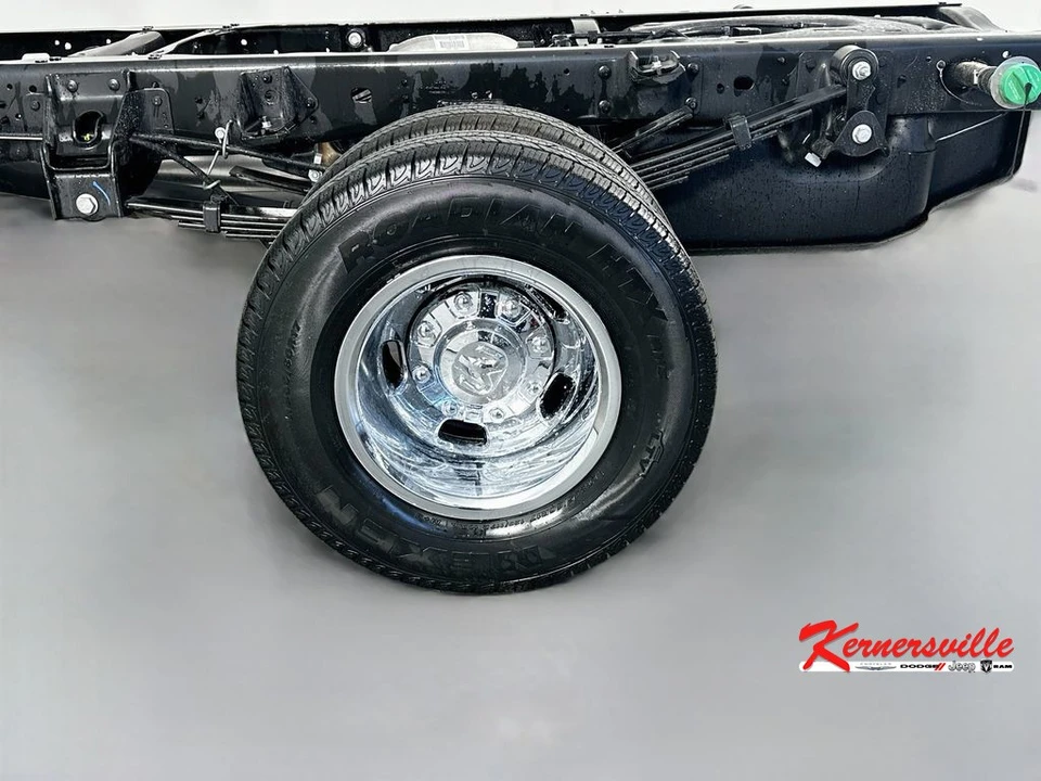 2026 Ram 3500 - Image 19 of 20