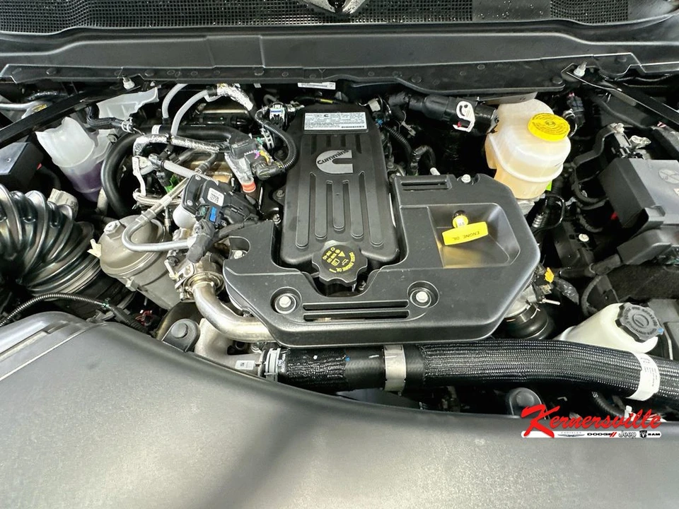 2026 Ram 3500 - Image 16 of 20