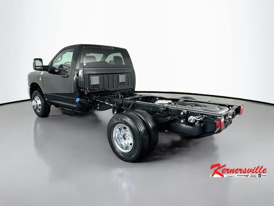 2026 Ram 3500 - Image 5 of 20