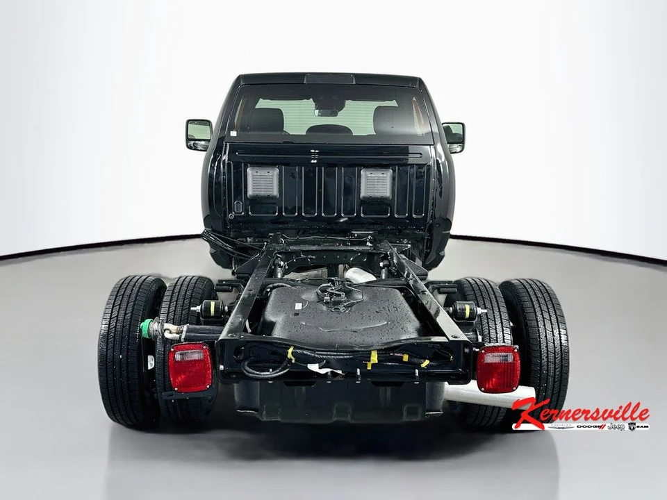 2026 Ram 3500 - Image 6 of 20
