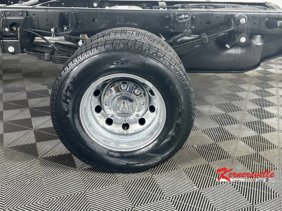 2026 Ram 3500 - Image 16 of 20