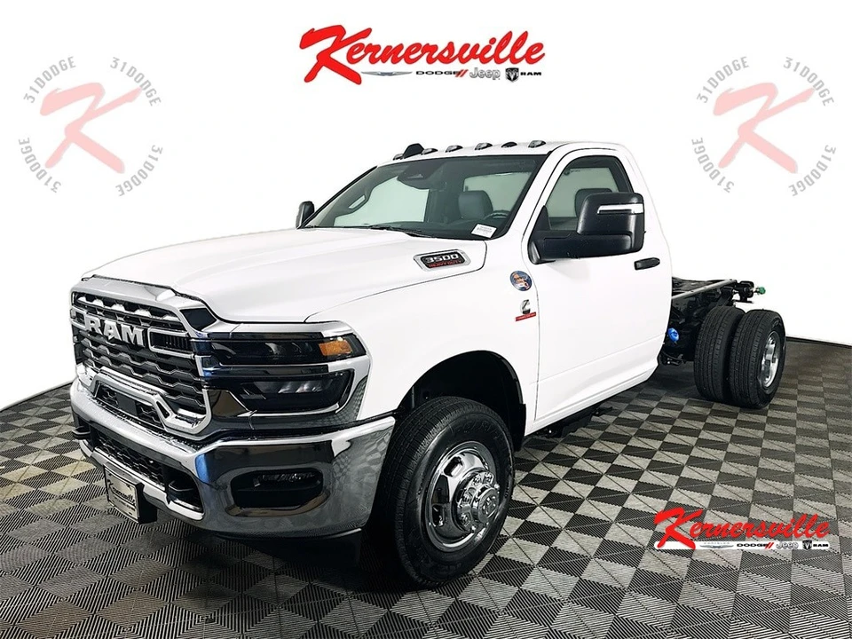 2026 Ram 3500 - Image 3 of 18