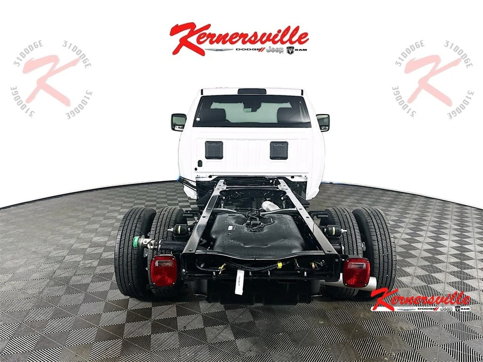 2026 Ram 3500 - Image 6 of 18