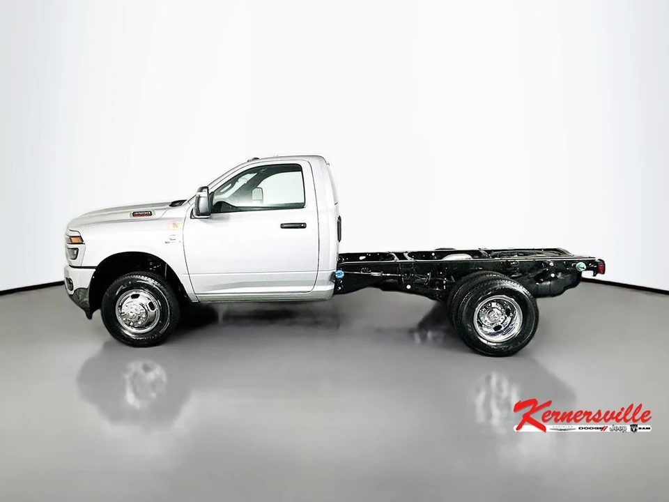 2026 Ram 3500 - Image 4 of 12