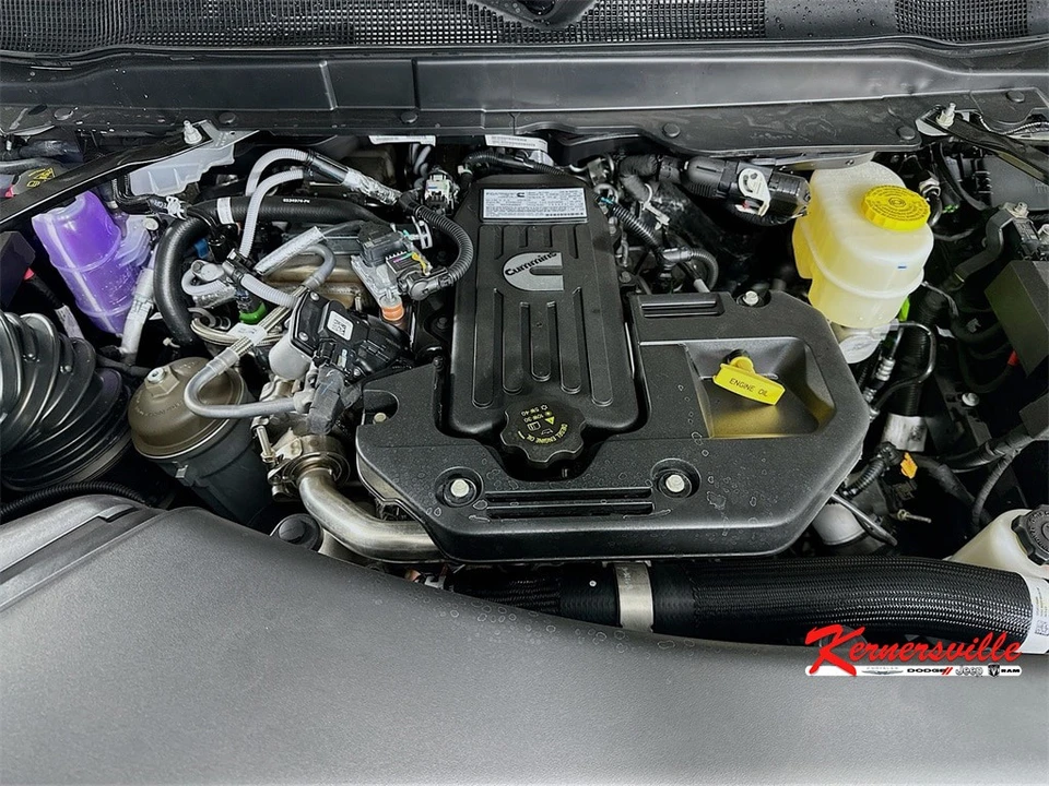 2026 Ram 3500 - Image 16 of 20
