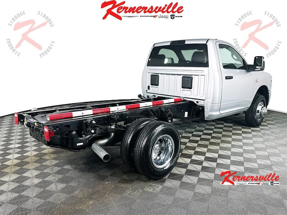 2026 Ram 3500 - Image 7 of 20