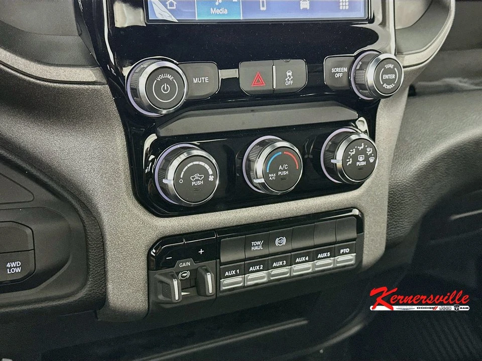 2026 Ram 3500 - Image 15 of 20