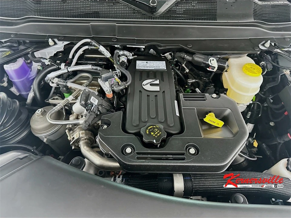 2026 Ram 3500 - Image 17 of 20
