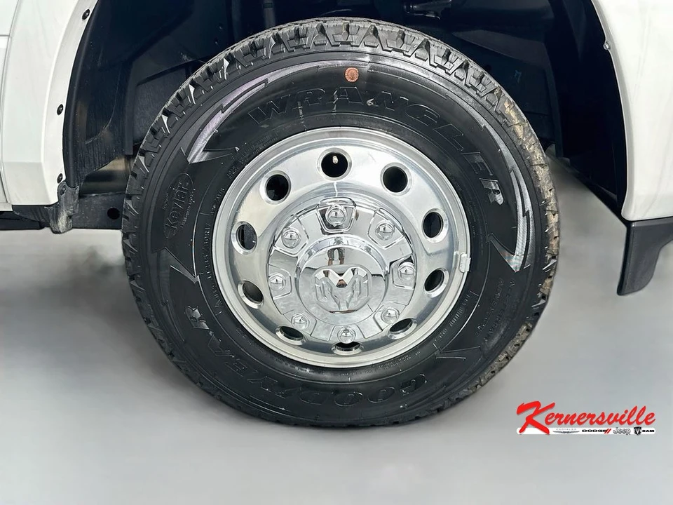 2026 Ram 3500 - Image 15 of 20