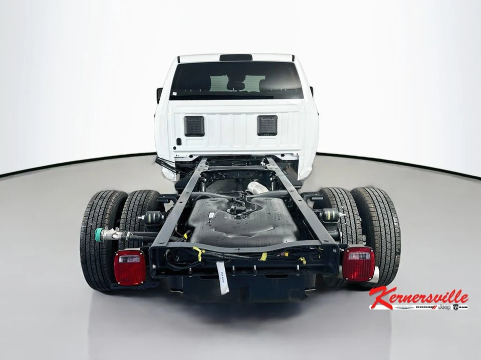 2026 Ram 3500 - Image 6 of 20