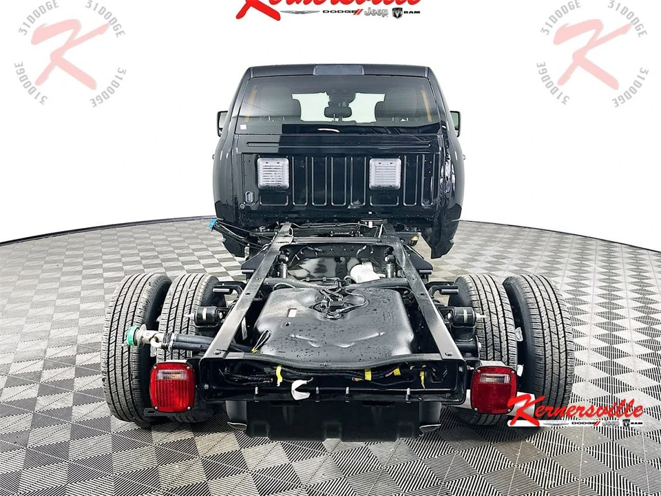 2026 Ram 3500 - Image 6 of 12