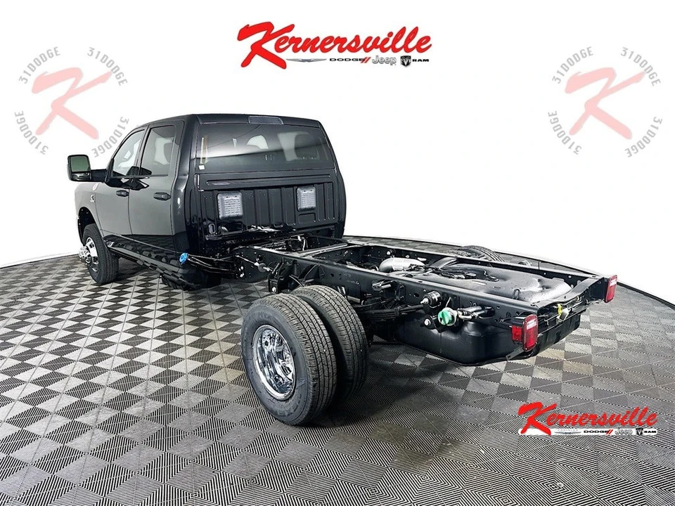 2026 Ram 3500 - Image 5 of 12