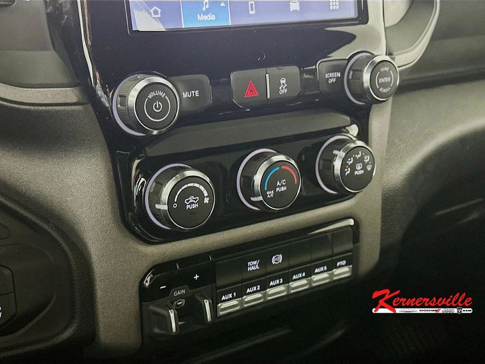 2026 Ram 3500 - Image 15 of 20