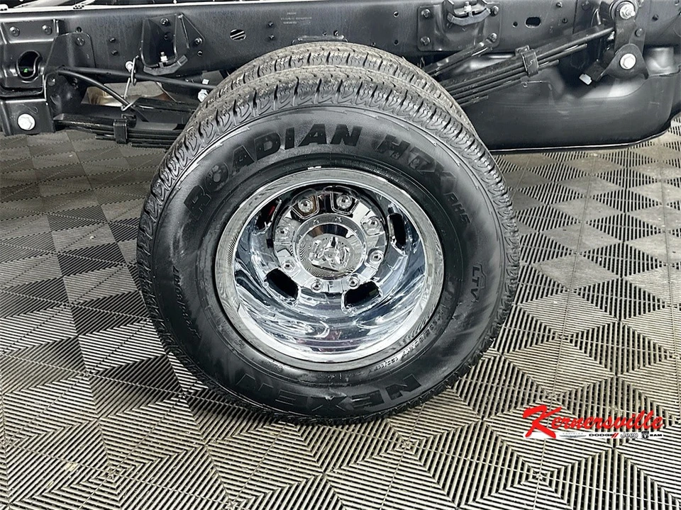 2026 Ram 3500 - Image 16 of 20