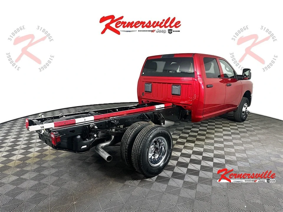 2026 Ram 3500 - Image 7 of 20