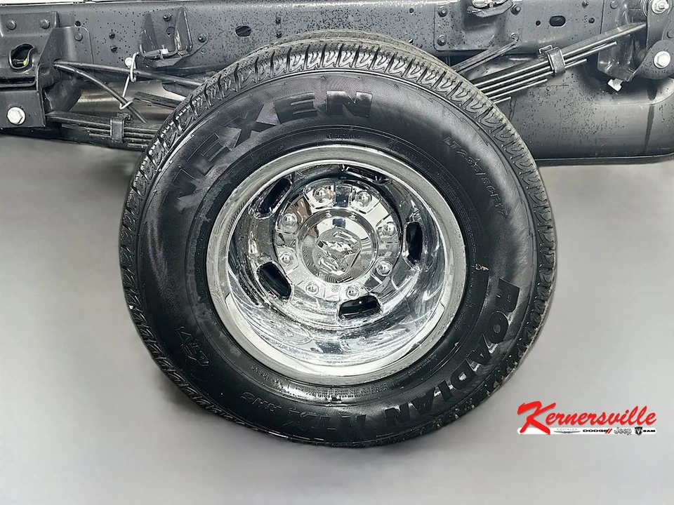 2026 Ram 3500 - Image 17 of 21