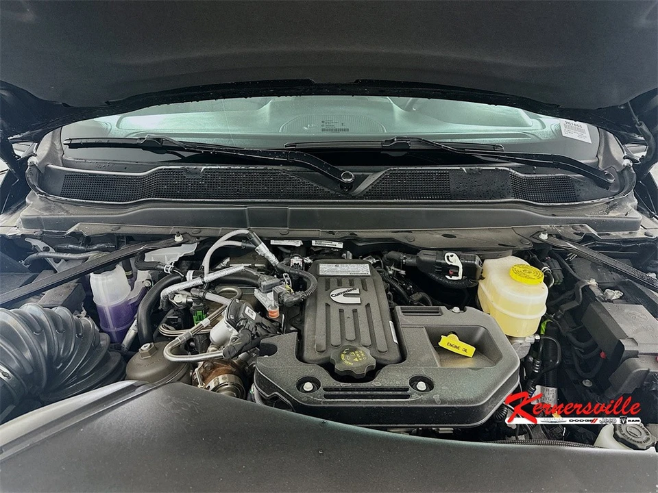 2026 Ram 3500 - Image 18 of 21