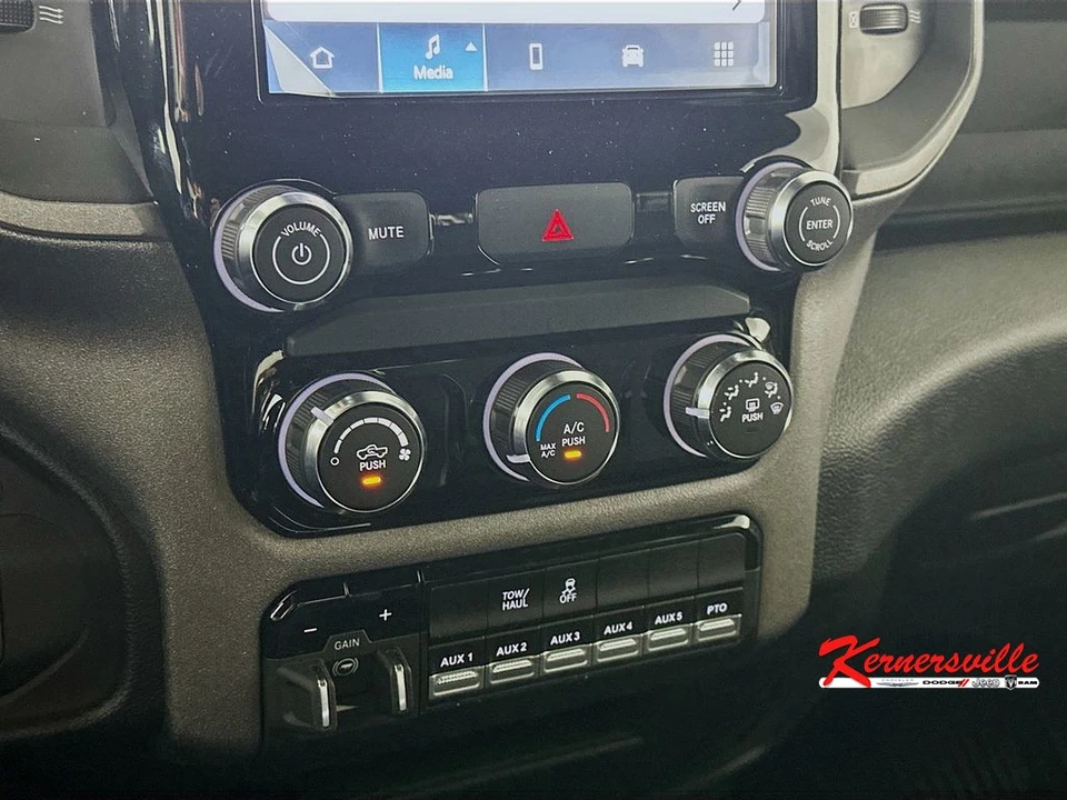 2026 Ram 3500 - Image 15 of 20