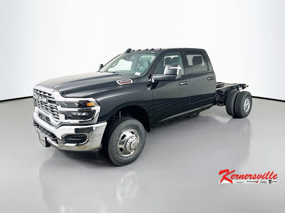 2026 Ram 3500 - Image 3 of 20