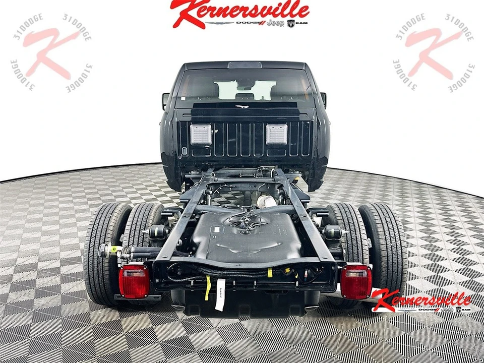 2026 Ram 3500 - Image 6 of 20