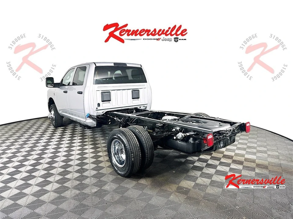 2026 Ram 3500 - Image 5 of 20