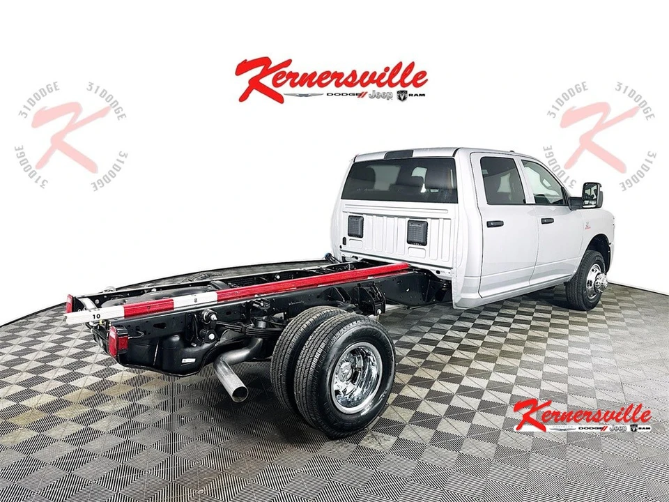 2026 Ram 3500 - Image 7 of 20
