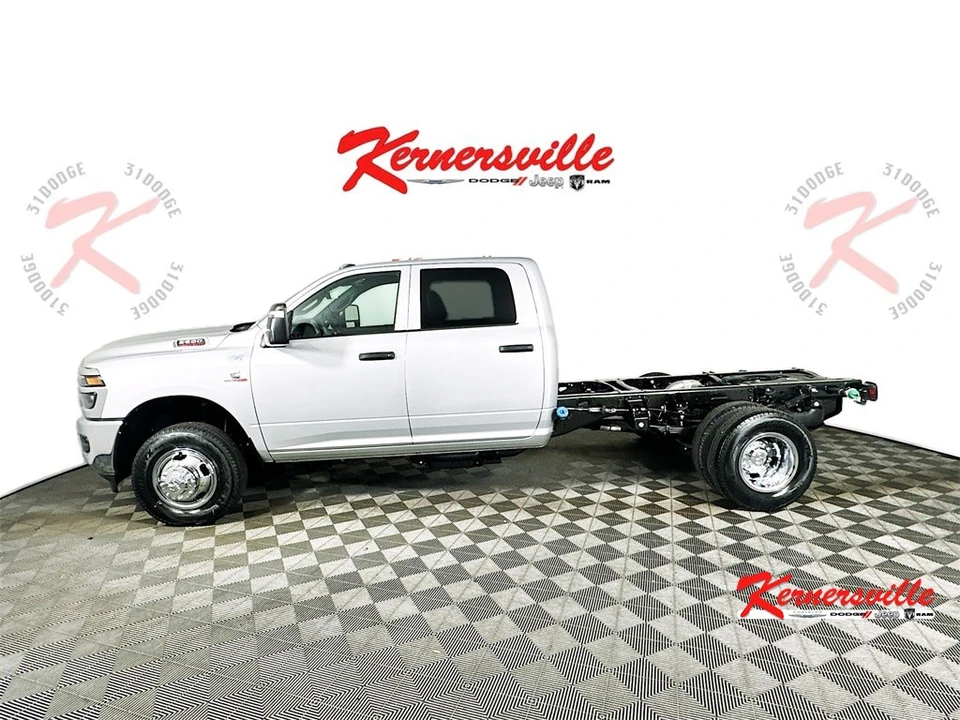 2026 Ram 3500 - Image 4 of 20