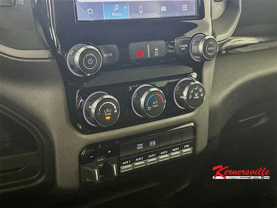 2026 Ram 3500 - Image 15 of 20