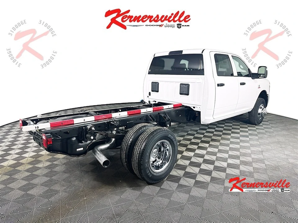 2026 Ram 3500 - Image 7 of 20