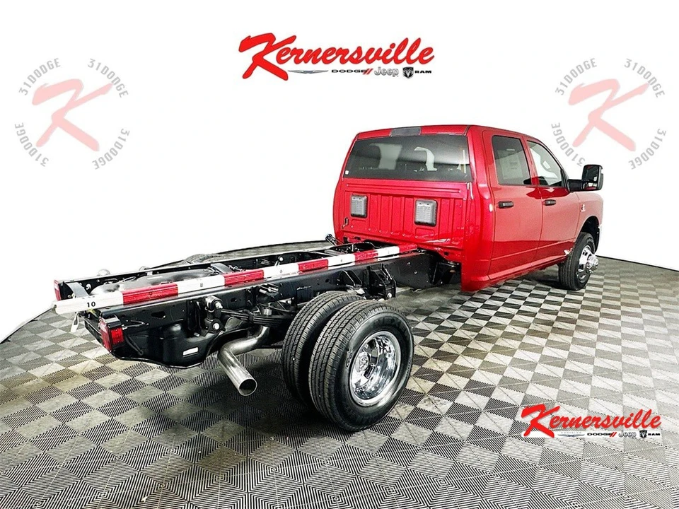 2026 Ram 3500 - Image 7 of 20