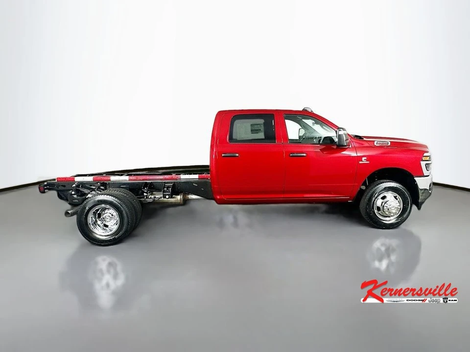 2026 Ram 3500 - Image 8 of 12