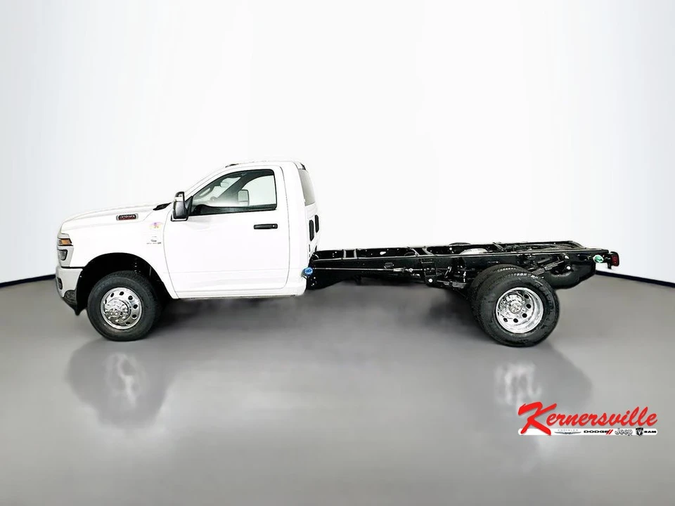 2026 Ram 3500 - Image 4 of 12