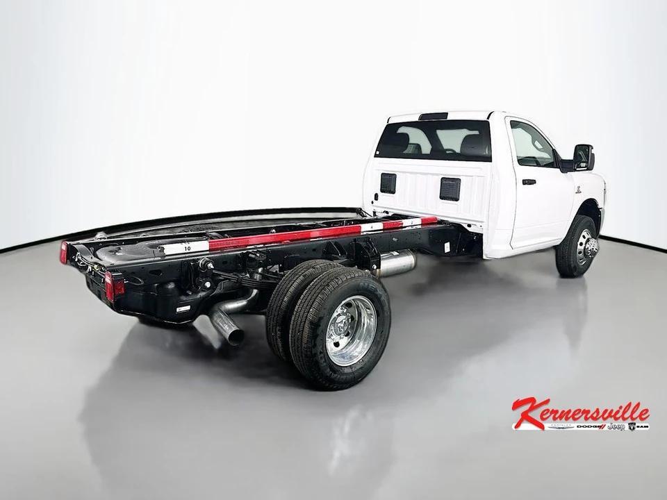 2026 Ram 3500 - Image 7 of 12