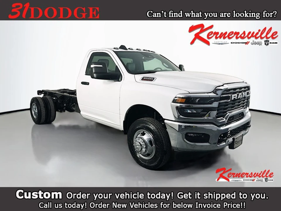 2026 Ram 3500 - Image 16 of 22