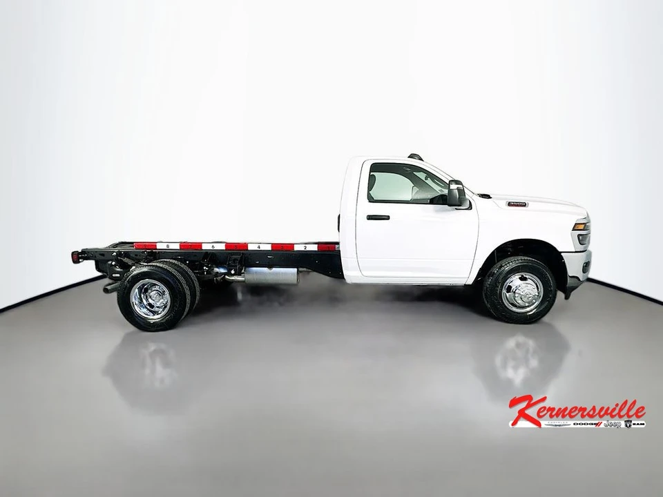 2026 Ram 3500 - Image 8 of 22