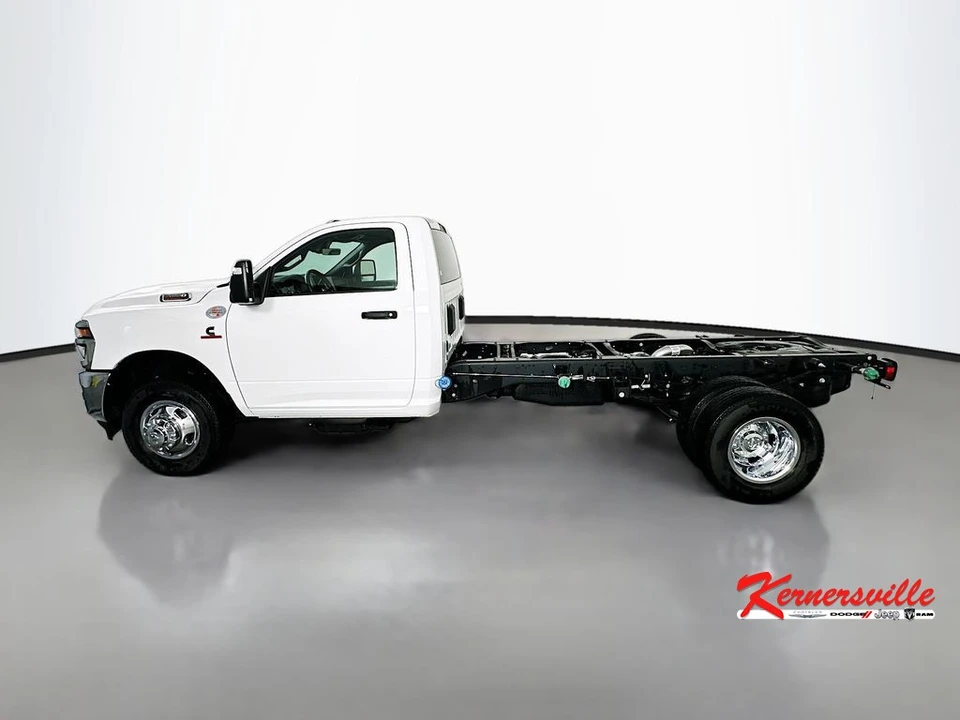 2026 Ram 3500 - Image 4 of 20